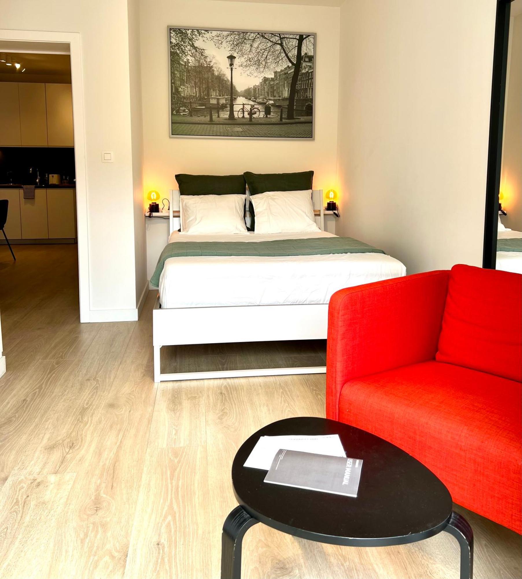 2 Bedroom With Garden Close To Station Appartement